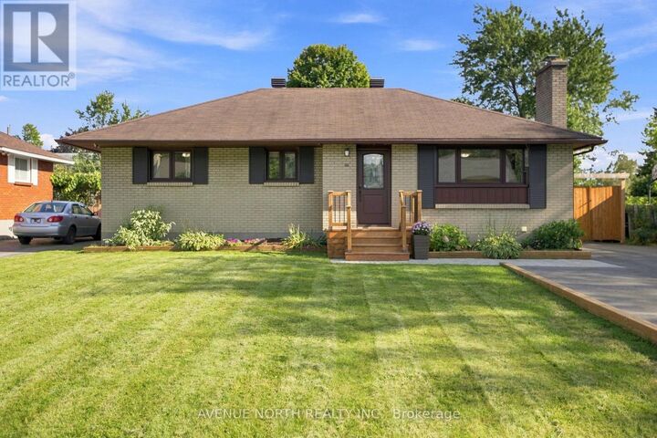 Property Photo: 66 Epworth Avenue ON K2G 2M1