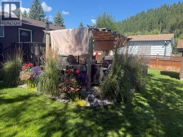 Property Photo: 4163 Craig Drive BC V2K 1E4