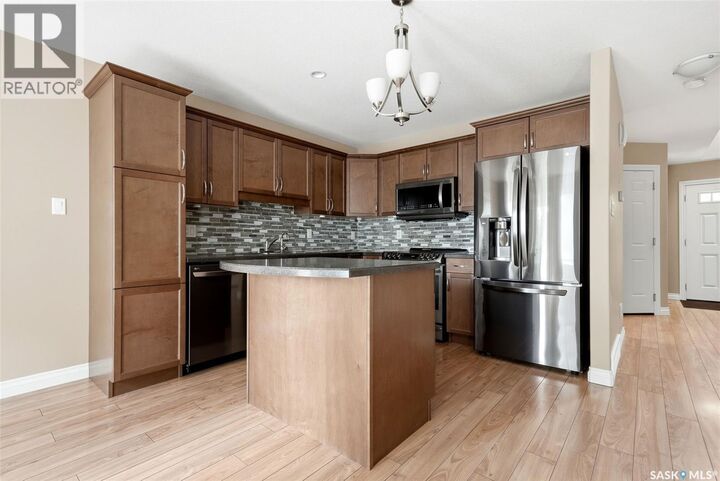 Property Photo:  837 Connaught Street  SK S4T 6S3 