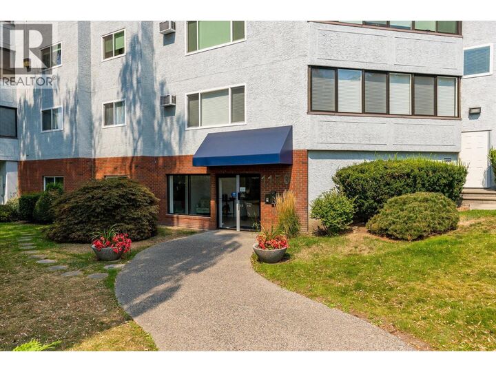 Property Photo: 1170 Brookside Avenue 302 BC V1Y 5T4