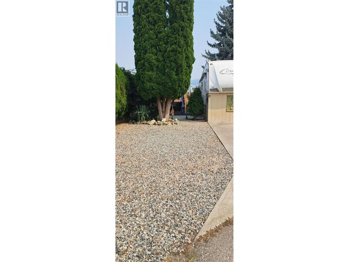 Property Photo: 415 Commonwealth Road 119 BC V4V 1P4
