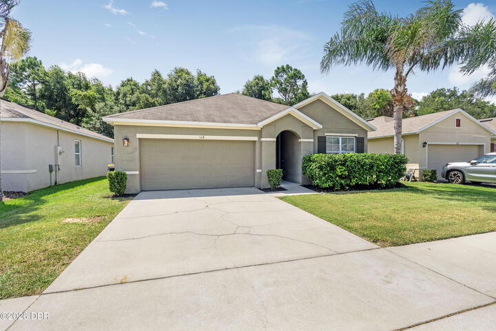 Property Photo:  124 Fishermans Cove Drive  FL 32141 