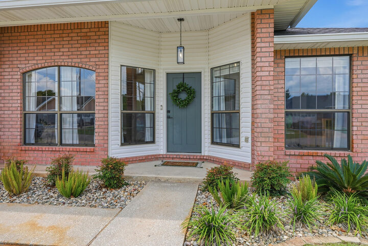 Property Photo:  8869 Cagle Drive  FL 32566 