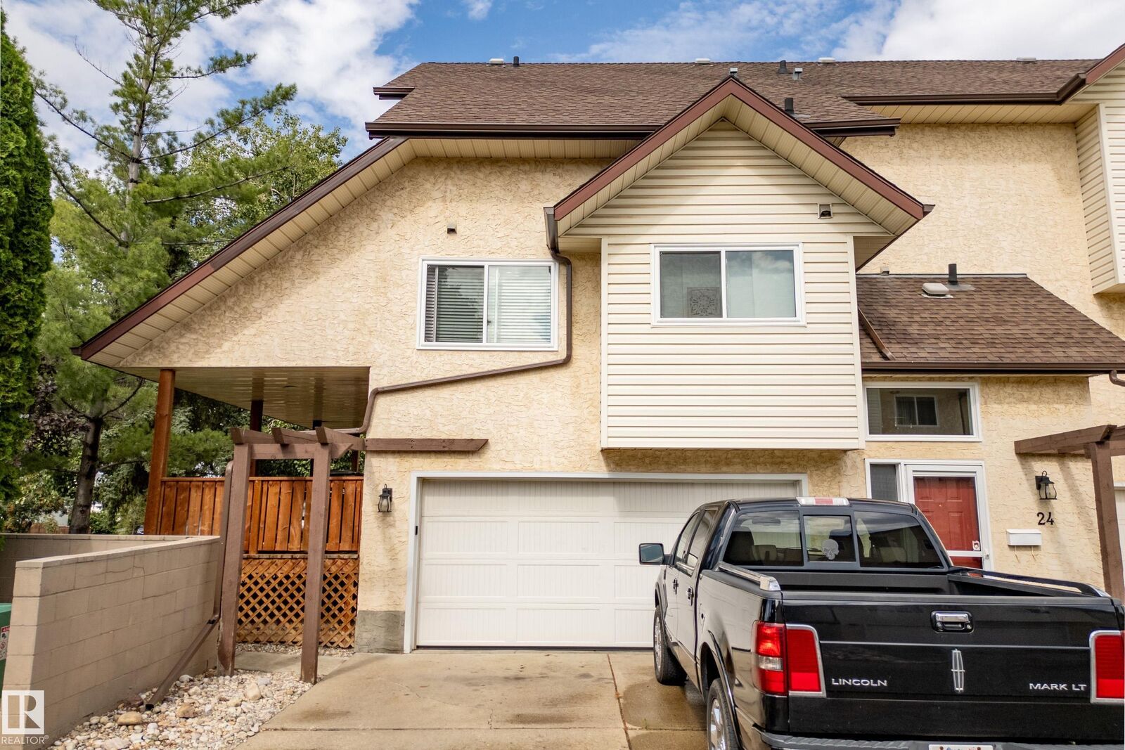 Property Photo:  3811 85 Street NW 25  AB T6K 4C7 