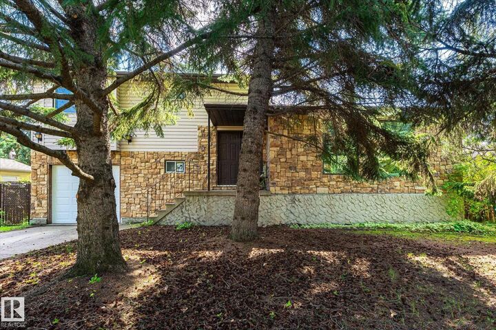 Property Photo:  69 Menalta  AB T8R 1N1 