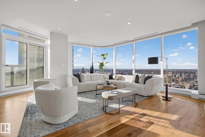 Property Photo:  10360 102 Street NW 4704  AB T5J 0K6 