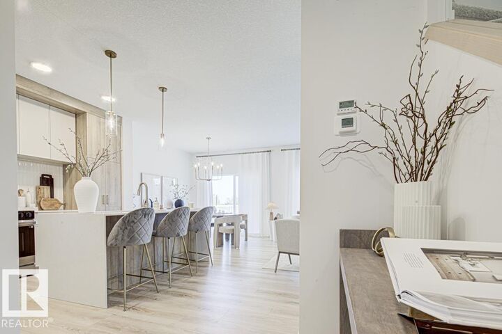 Property Photo:  20743 40 Avenue NW  AB T6M 3G1 