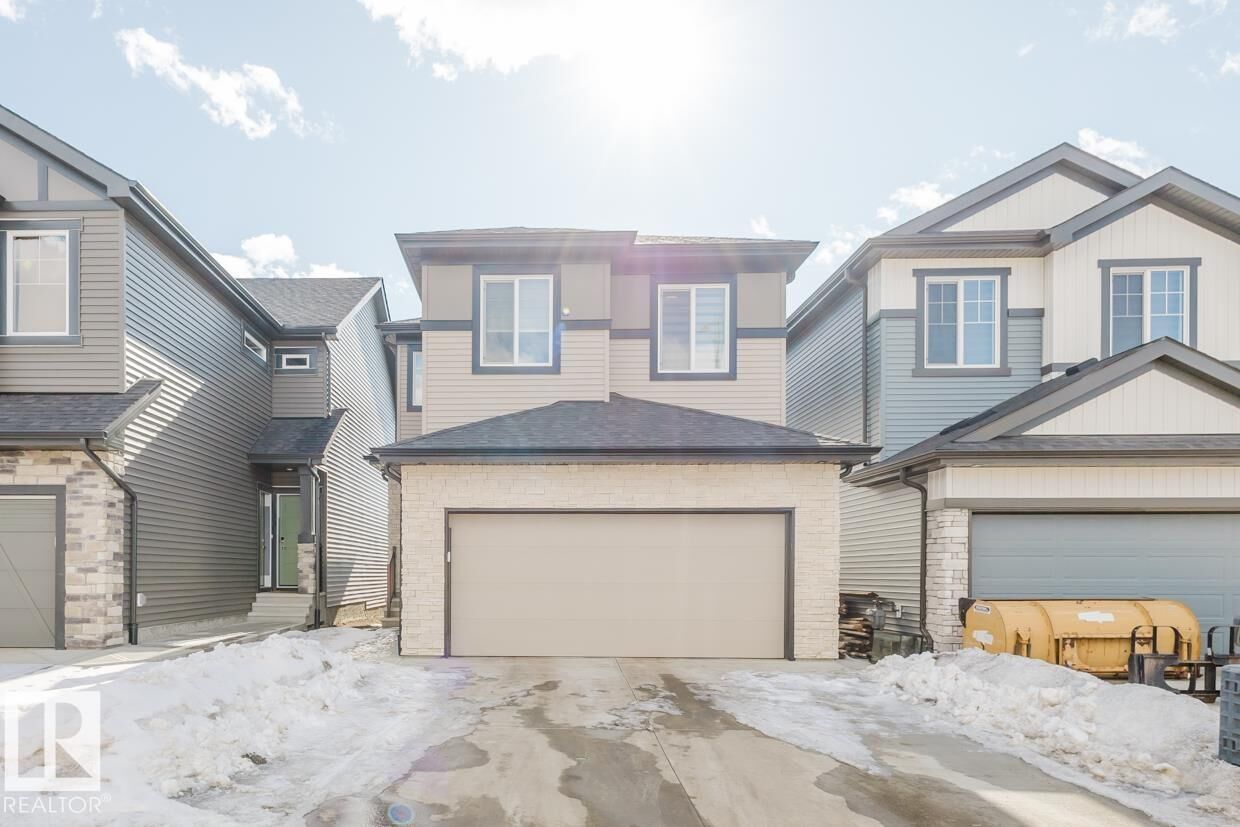 Property Photo: 6411 27 Avenue SW AB T6X 3G5