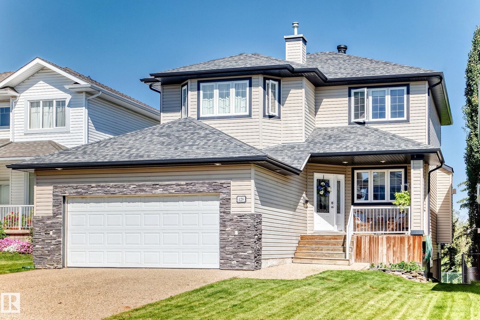 Property Photo:  428 Forrest Drive  AB T8A 6L2 