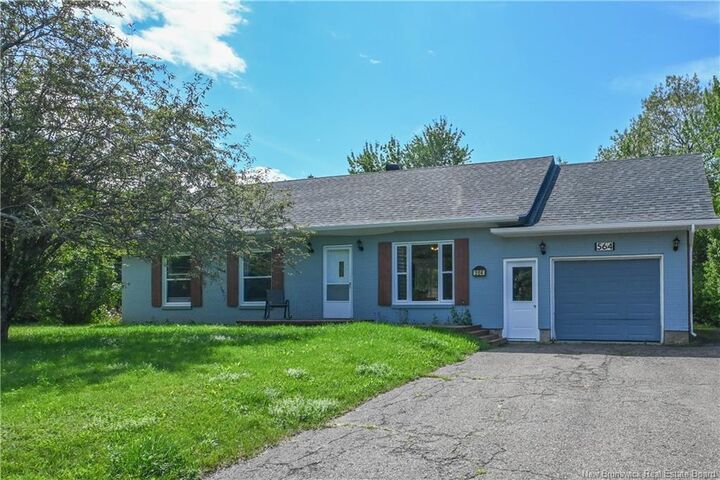 Property Photo:  564 Saint-Joseph Boulevard  NB E8N 2N1 