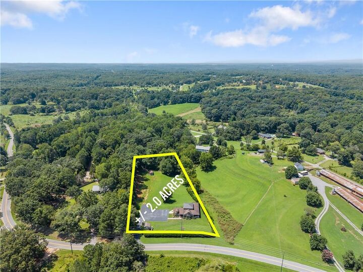Property Photo: 4135 Leach Road GA 30506