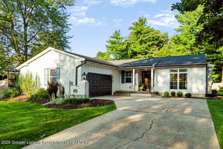 Property Photo: 4210 Naubinway Road MI 48864