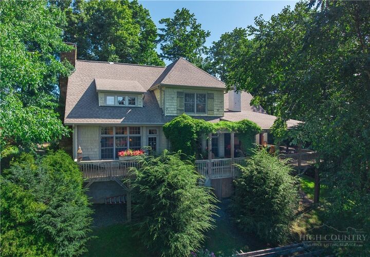 Property Photo:  558 Husky Mountain Road  NC 27278 