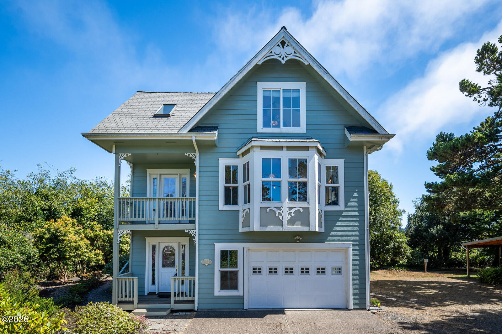 Property Photo: 2410 NW Pacific Street OR 97365