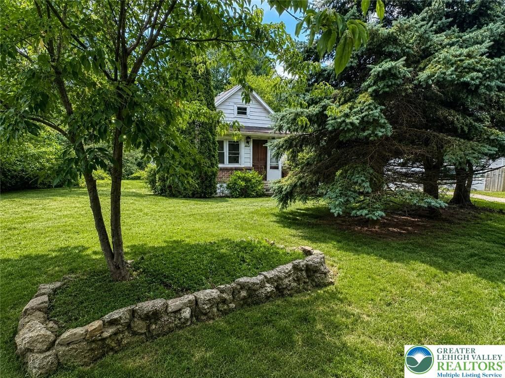 Property Photo: 3540 Mountain Road 3538 PA 18080
