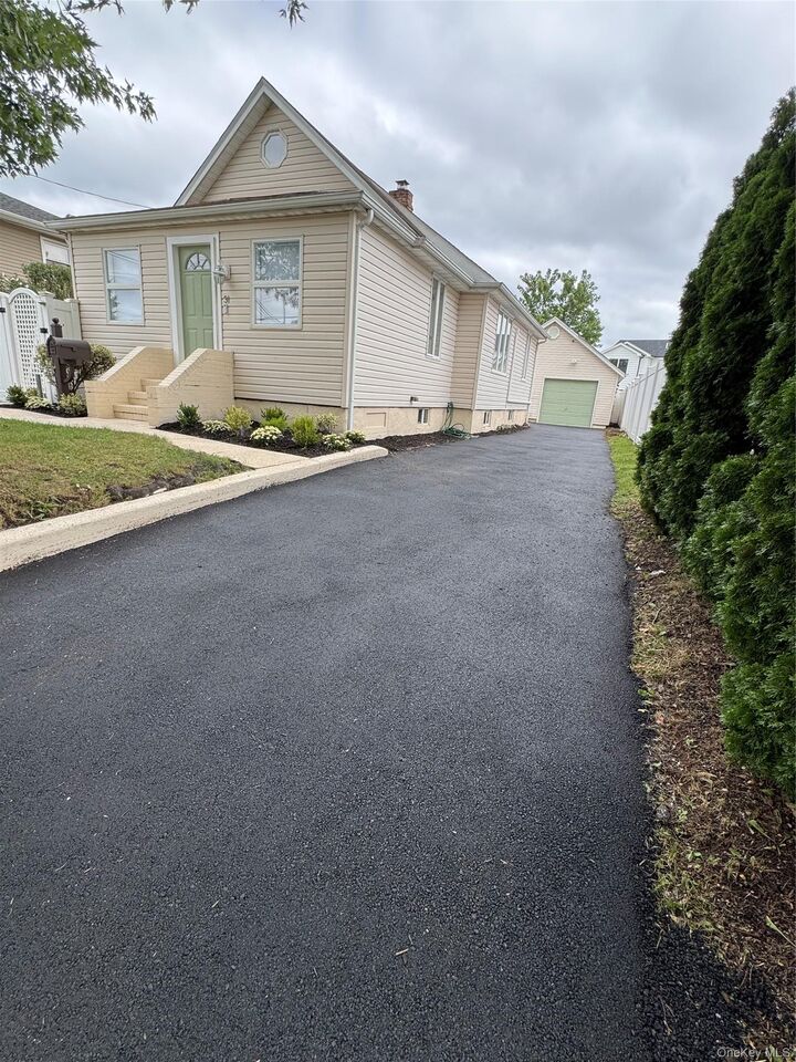 Property Photo: 31 Cherry Avenue NY 11714