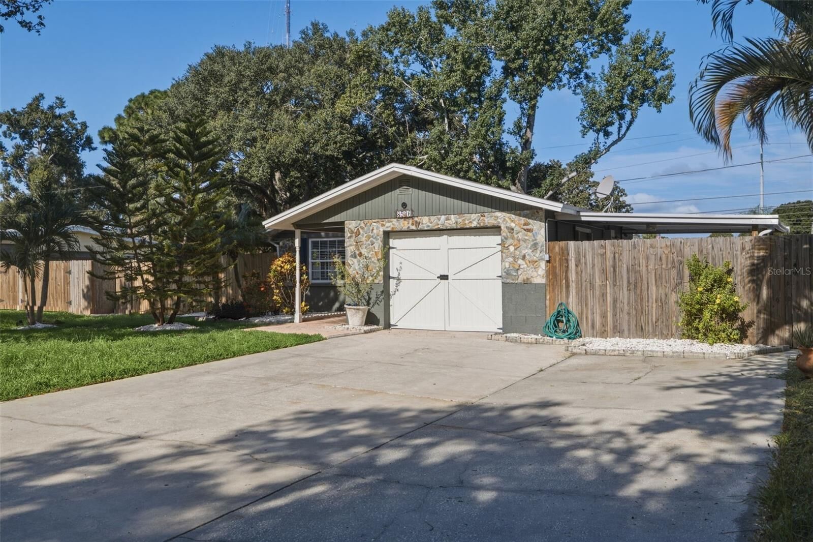Property Photo:  8536 Quail Road  FL 33777 