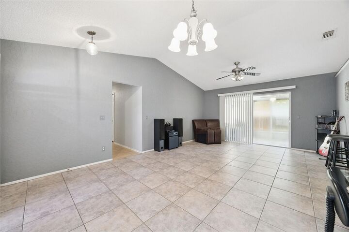 Property Photo:  3706 Valencia Grove Lane  FL 32817 