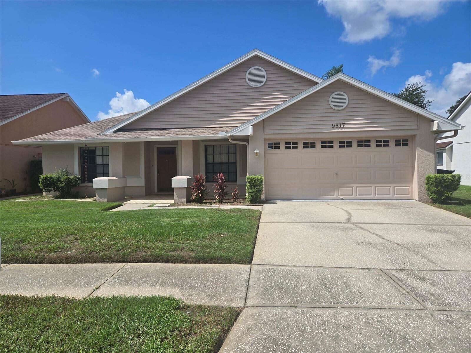 Property Photo:  9617 Cypress Brook Road  FL 33647 