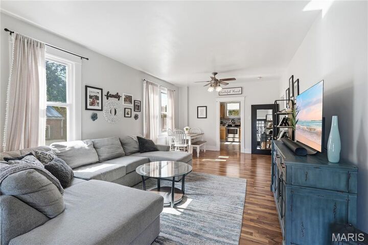 Property Photo: 600 W 2nd Street MO 63090