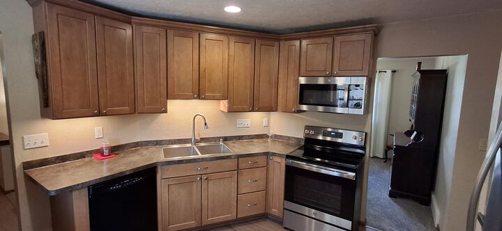 Property Photo: 548 Oakwood Dr WI 53029