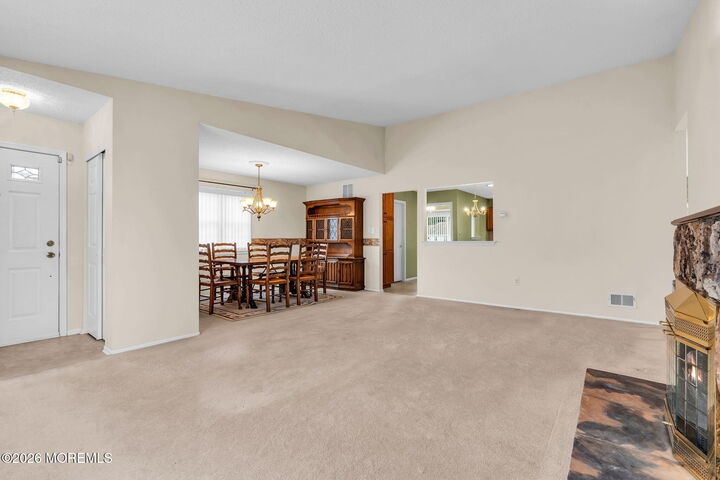 Property Photo:  3 Ivy Ridge Close  NJ 07728 