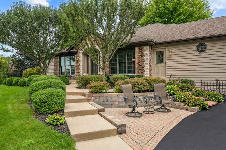 Property Photo:  11119 Pebble Drive  IL 60142 