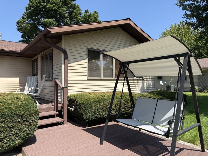 Property Photo: 1408 23rd Street IL 61354