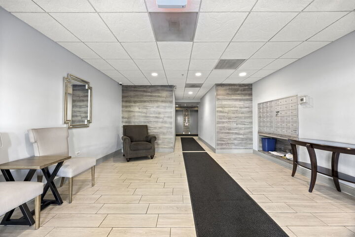 Property Photo: 2020 Saint Regis Drive 605 IL 60148