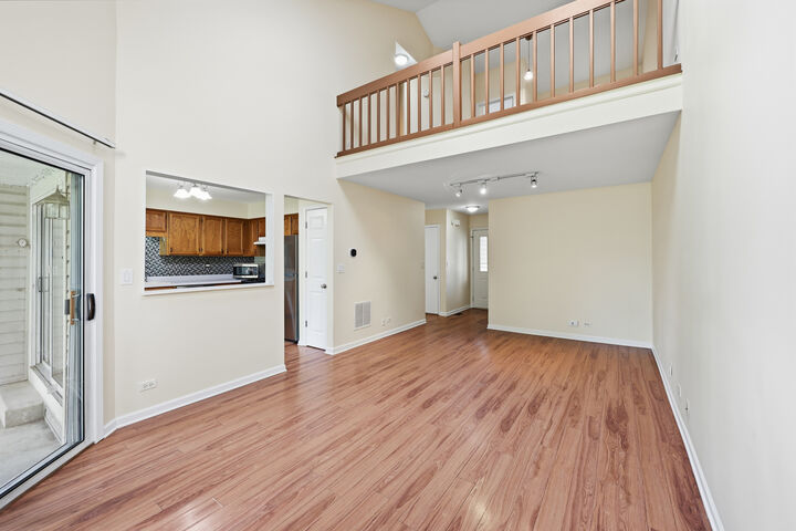 Property Photo:  383 Kerry Court  IL 60188 