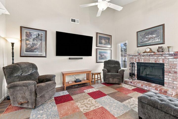 Property Photo: 1415 Tradewind Drive CA 95991