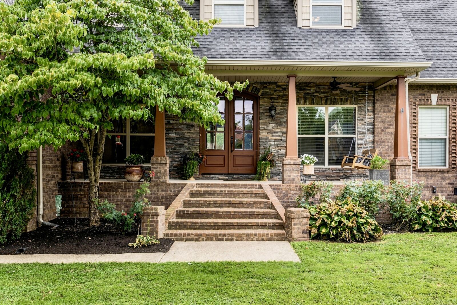Property Photo:  636 Greene Dr  TN 37087 