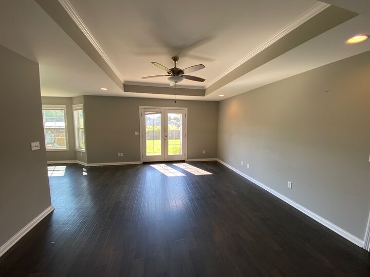 Property Photo:  813 Pleasant Meadow Ln  KY 42101 