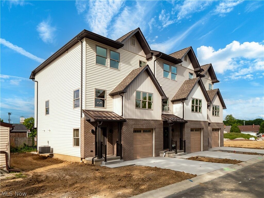 Property Photo:  3274 Warren Road 2  OH 44111 