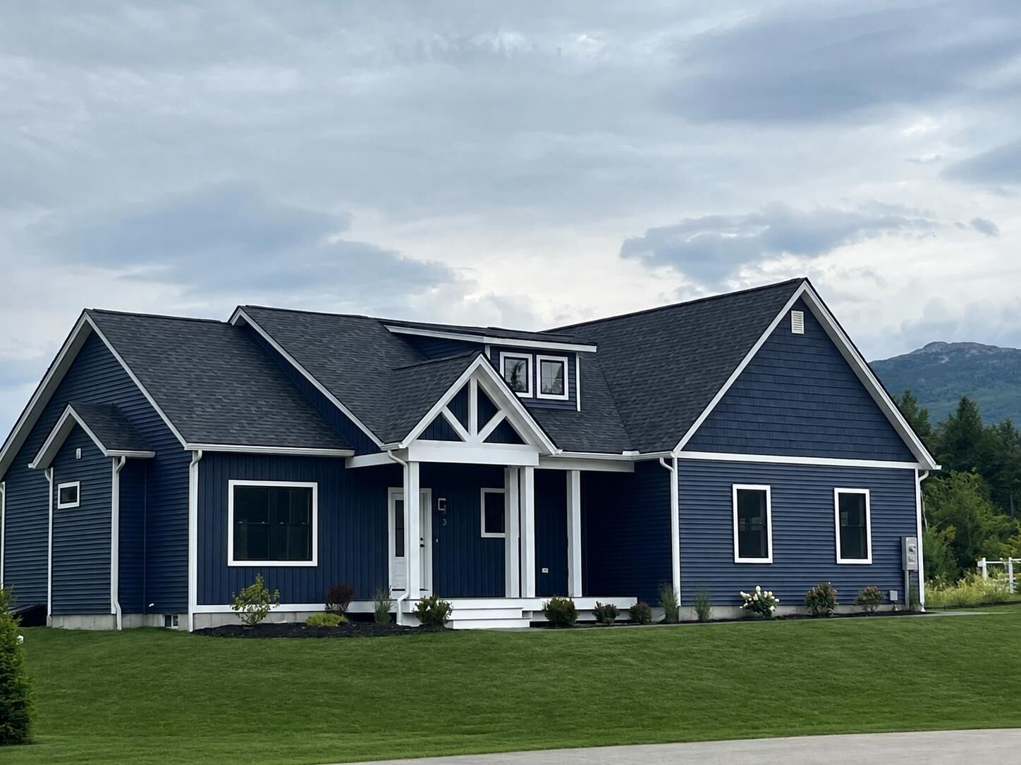 Property Photo: 21 Roberts Drive NH 03452