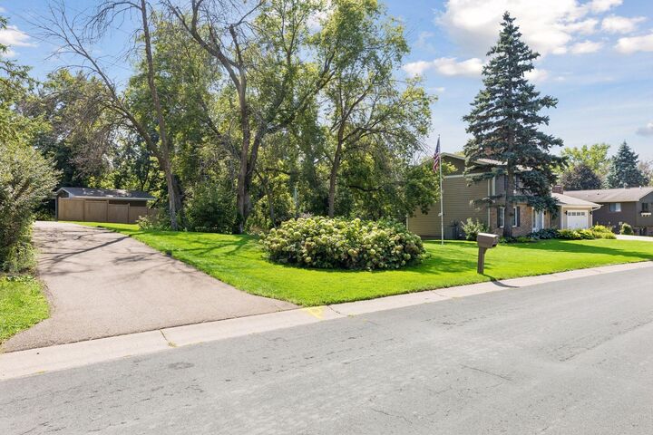 Property Photo:  13705 Timber Crest Drive  MN 55311 