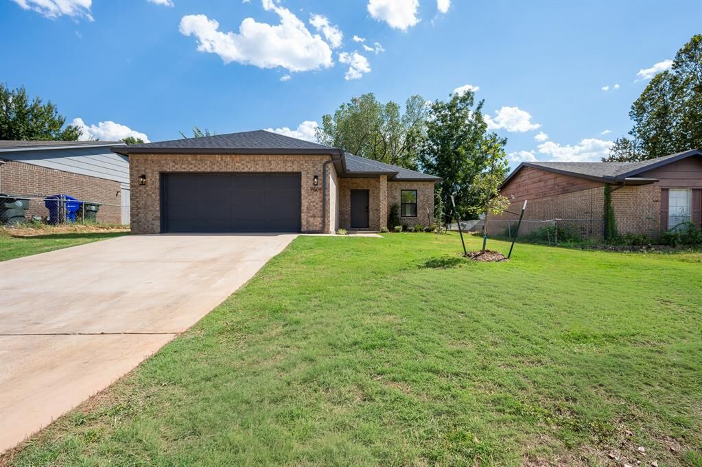 Property Photo: 9606 NE 3rd Street OK 73130