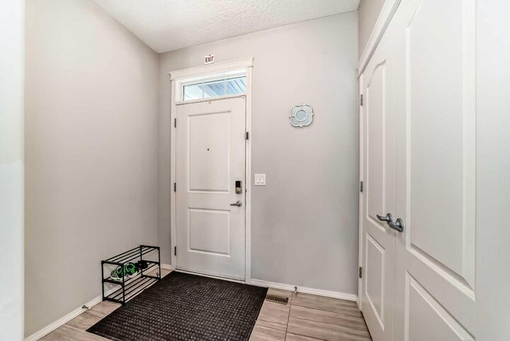 Property Photo: 60 Evansborough Road NW AB T3P 0R1