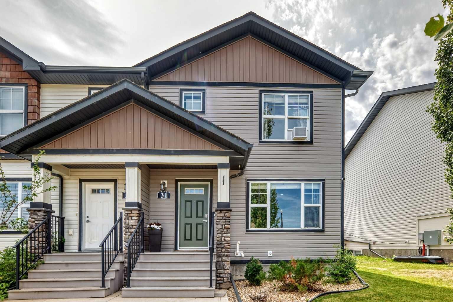 Property Photo: 31 Crestview Boulevard AB T4S 1K3