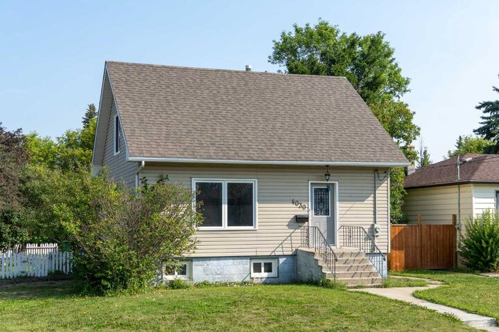 4030 51A Street — photo 1
