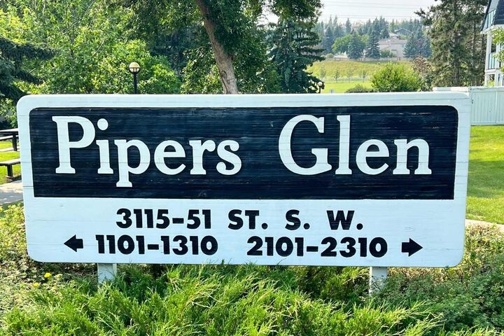 Property Photo: 3115 51 Street SW 2301 AB T3E 6P4