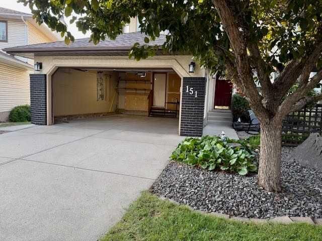 Property Photo: 151 Riverside Mews SE AB T2C 3X9