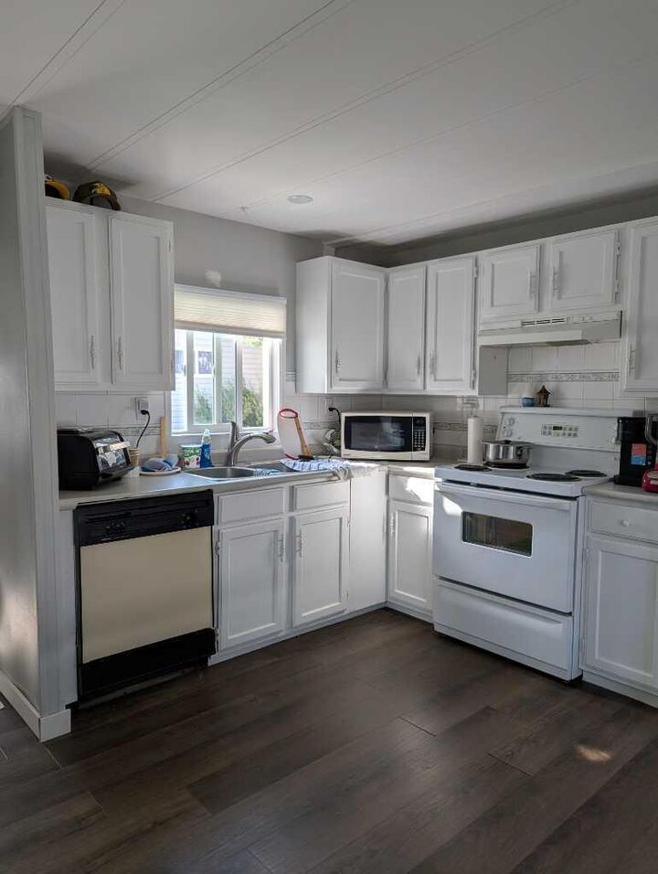 Property Photo: 5344 76 Street 148 AB T4P 2A6