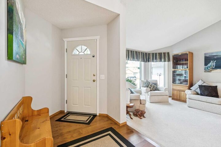 Property Photo:  124 Schubert Hill NW  AB T3L 1W6 