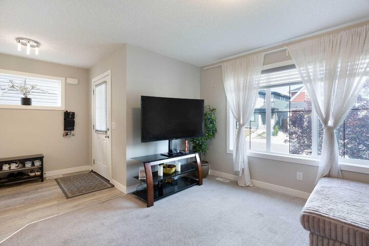 Property Photo: 7 Emberside Hollow AB T4C 2L6