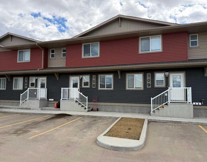 Property Photo:  6300 58A Street 108  AB T4T 0C2 