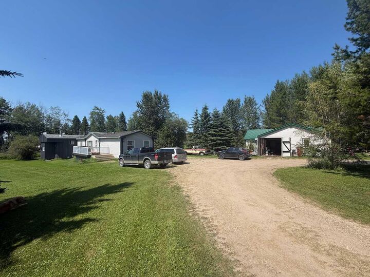 Property Photo:  454038 75 Range  AB T0C 0A0 