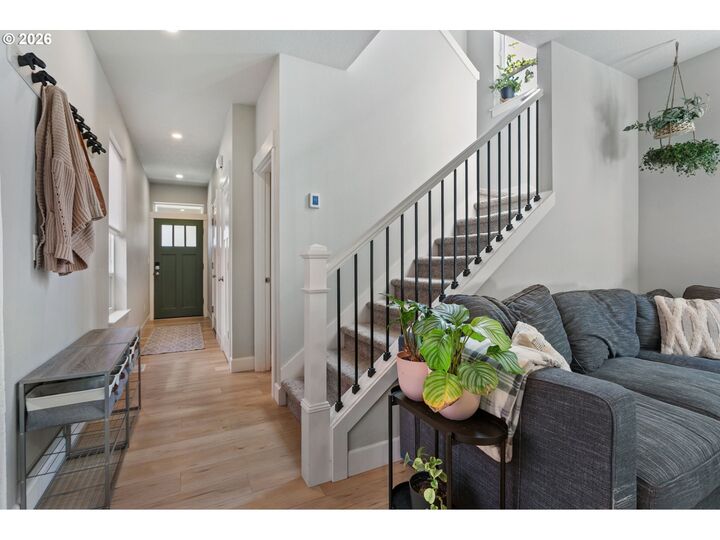 Property Photo:  8971 N Drummond Ave  OR 97217 
