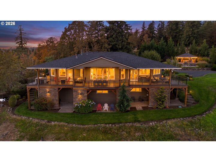 Property Photo:  1929 N 10th St  WA 98671 