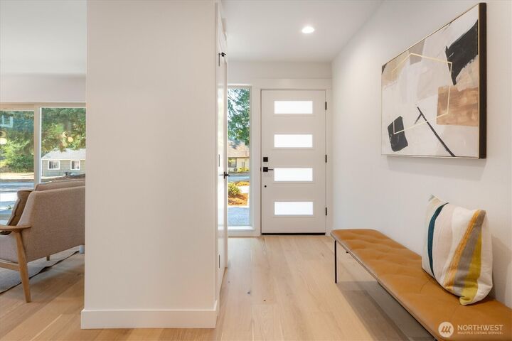Property Photo:  18032 - A  Sunnyside Avenue N  WA 98133 